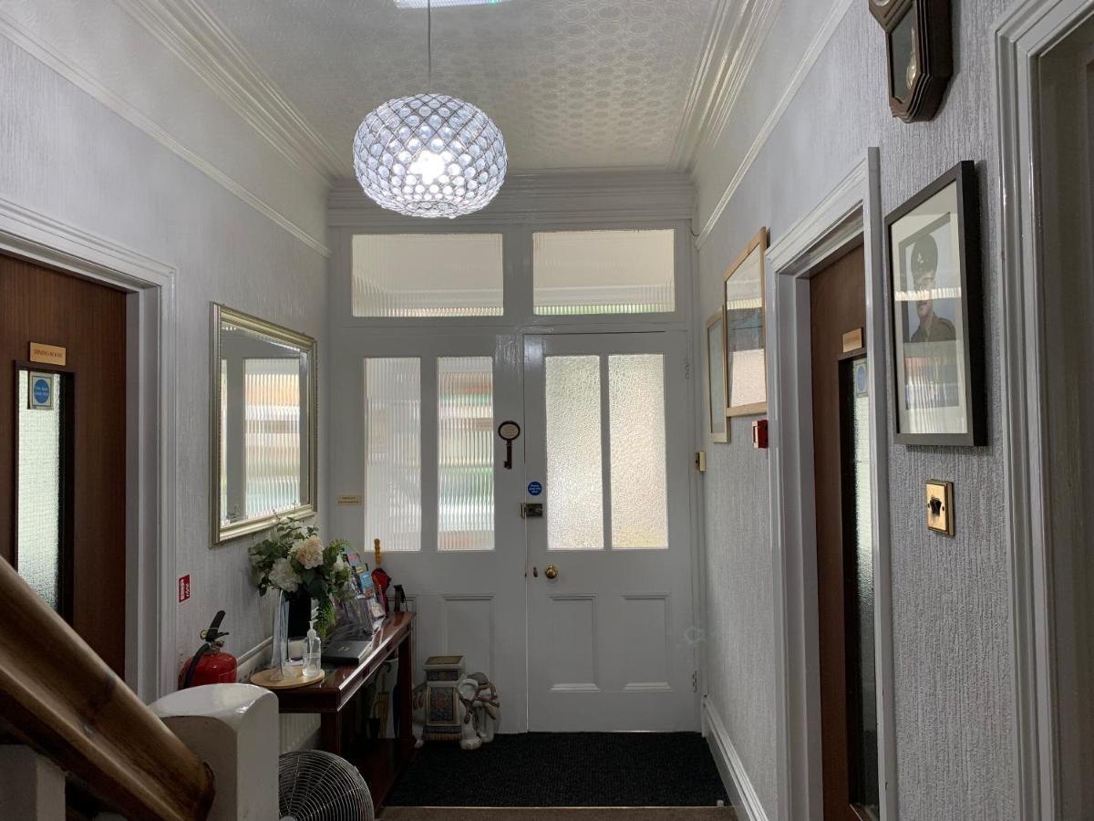 מיינהד Waverley B & B מראה חיצוני תמונה
