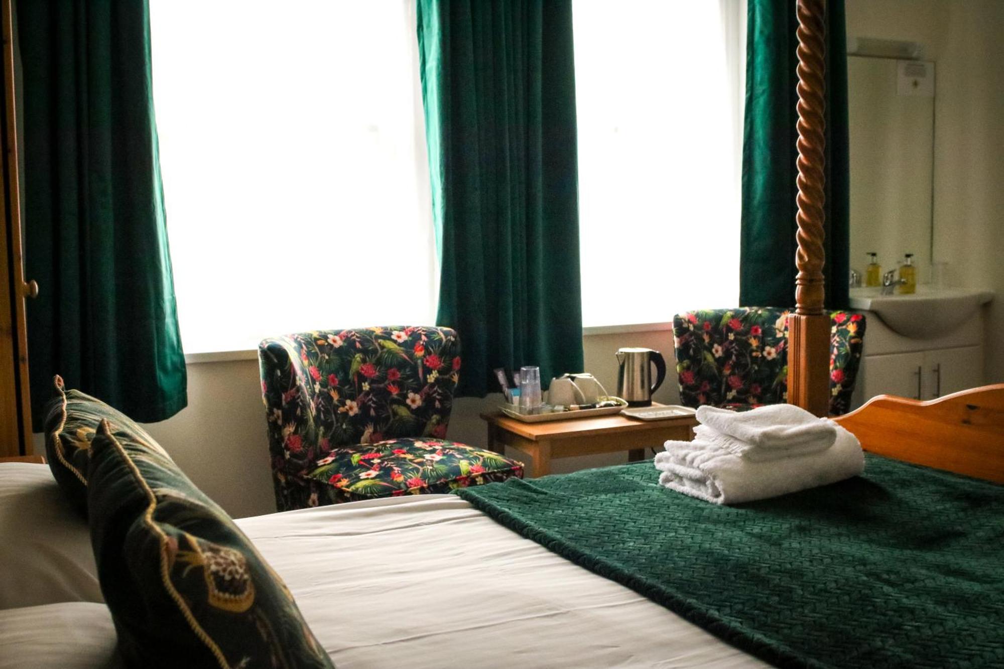 מיינהד Waverley B & B מראה חיצוני תמונה